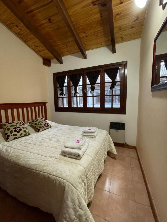 Hotel Pinto Terraza Esquel Bagian luar foto