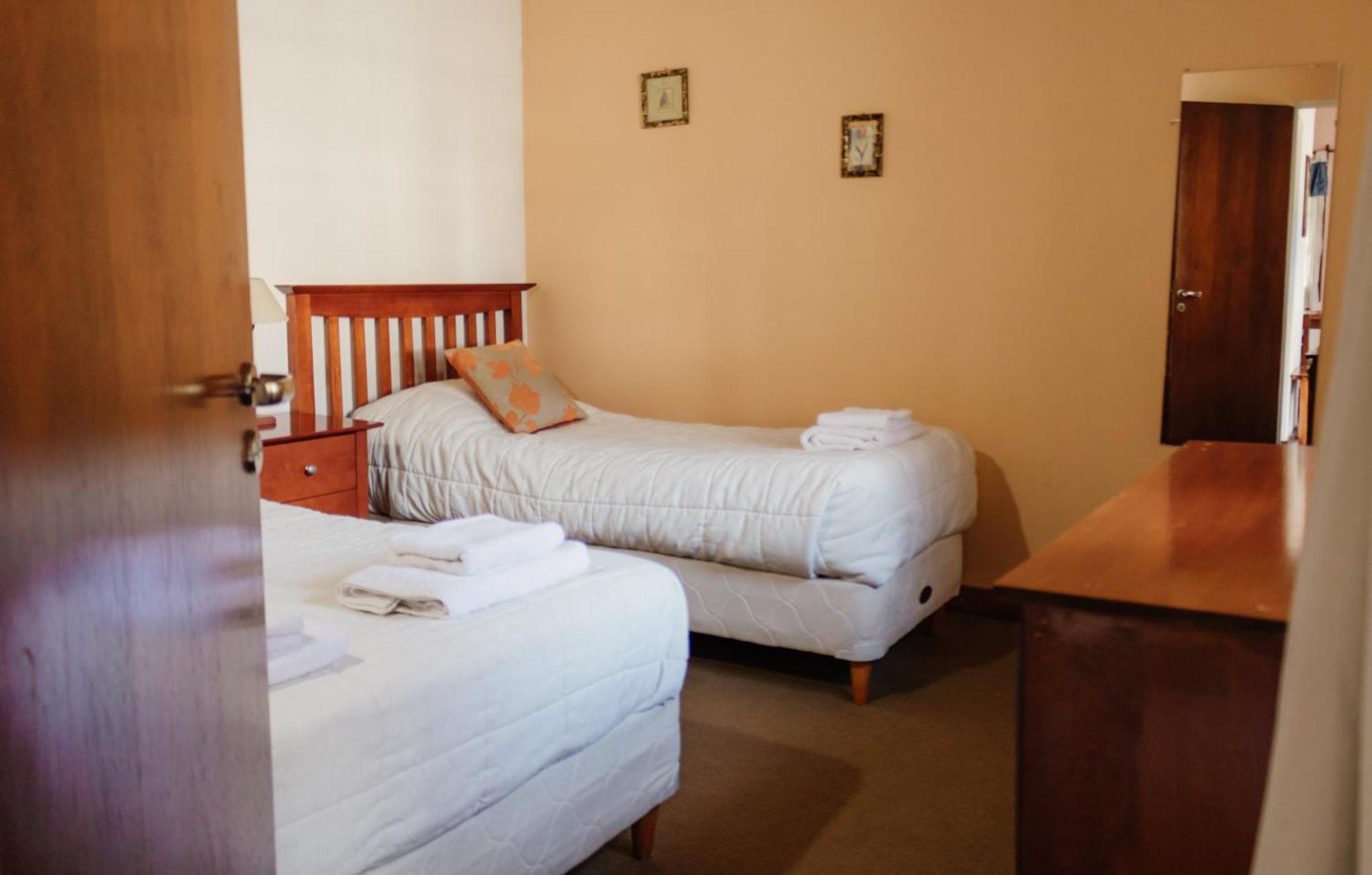 Hotel Pinto Terraza Esquel Bagian luar foto