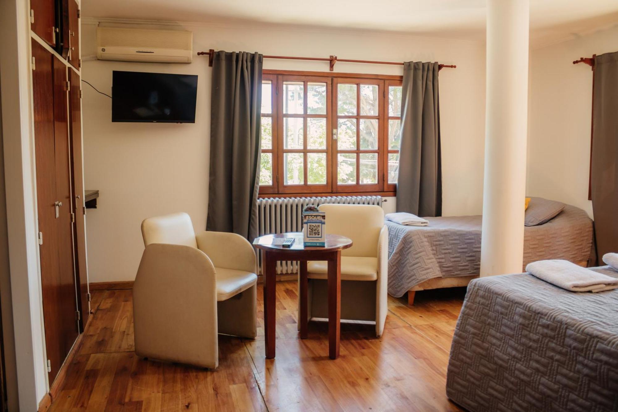 Hotel Pinto Terraza Esquel Bagian luar foto